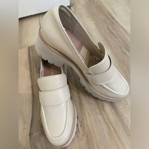 Dolce Vita Bone Off White Chunky Heel Loafers Size 10 Worn once